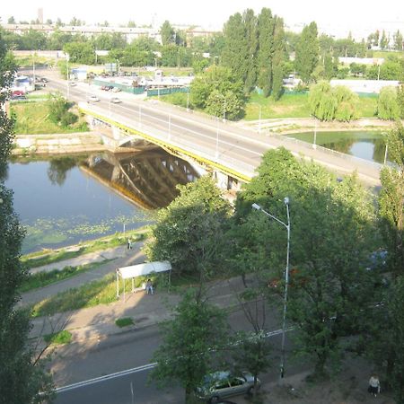 Apartment On Livoberezna Metro Station Kiev Extérieur photo